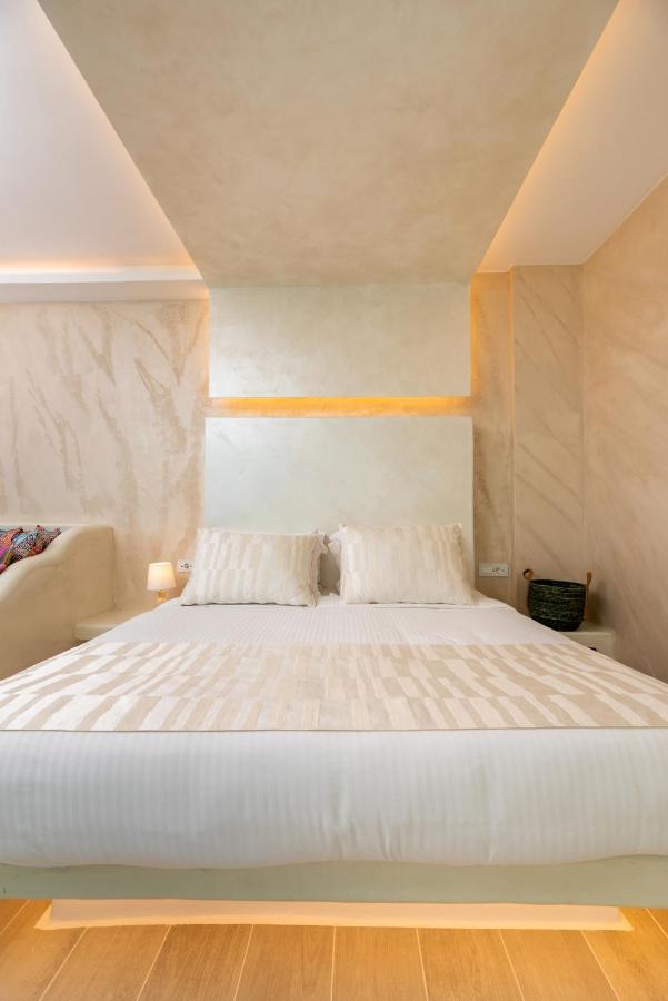 Saint Sin Suites - Adults Only Imerovigli  Exterior foto